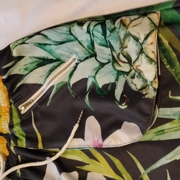 Fashion Nova Woman's Tropical Floral & Pineapple Print Pants, Size: L - Picture 3 of 14